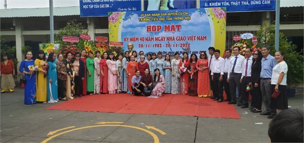 Họp mặt kỷ niệm 42 năm Ngày Nhà Giáo Việt Nam ( 20/11/1982 - 20/11/2022)